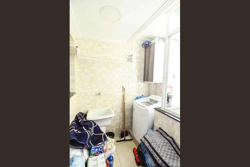 Furnished 55 m² apartment with 2 bedrooms and glass balcony — photo 28