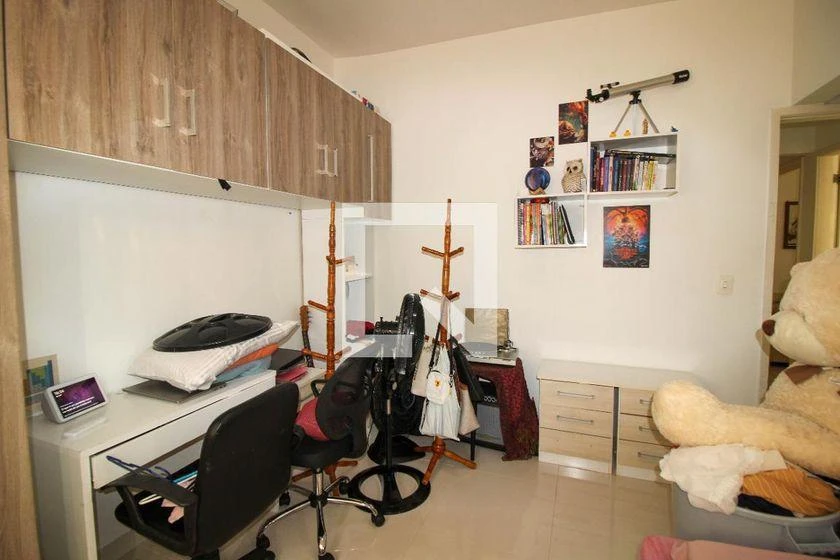 Rental apartment with 3 bedrooms and a glass balcony — photo 33