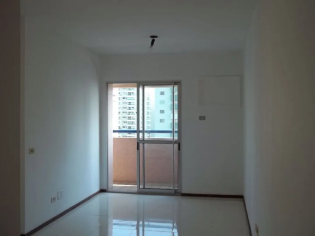 73 m² apartment with 2 bedrooms and balcony on the 13th — photo 2