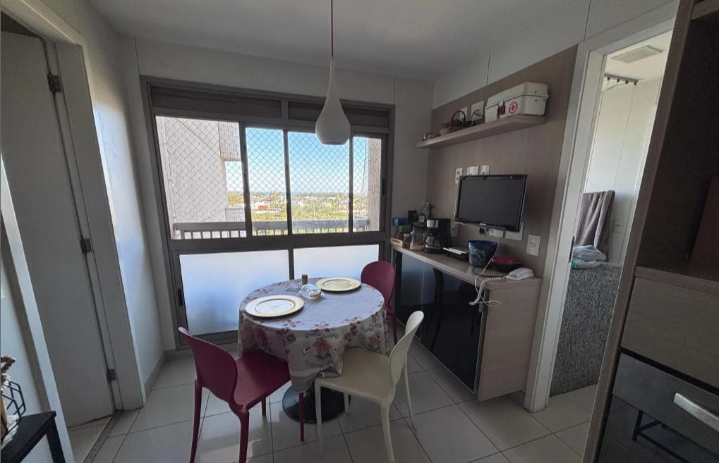 206 m² apartment with a washing machine and a home office — photo 9