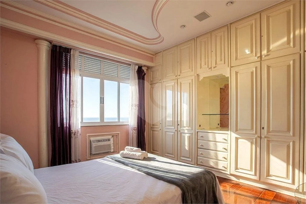 Furnished 127 m² apartment with 3 bedrooms and 3 baths — photo 6