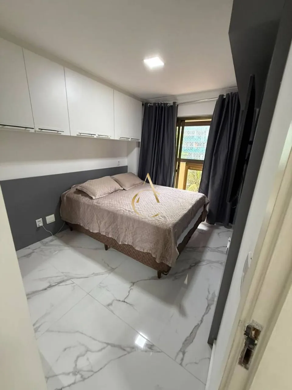 Furnished 3-bedroom apartment with a separate kitchen — photo 3