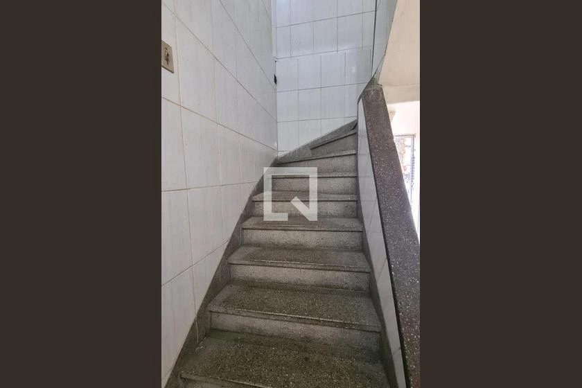 Apartamento sem mobília com 2 quartos e cozinha separada — photo 8