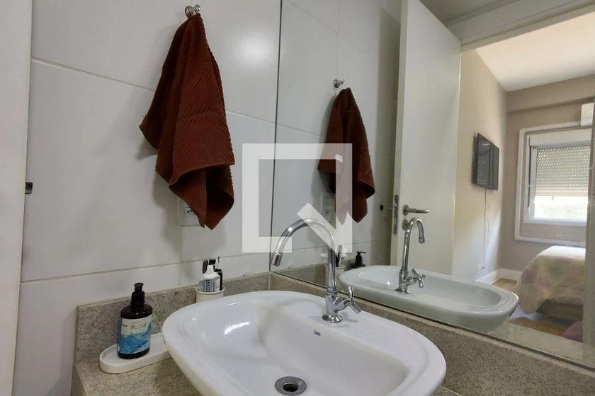 Furnished apartment, 84 m², with a home office — photo 39