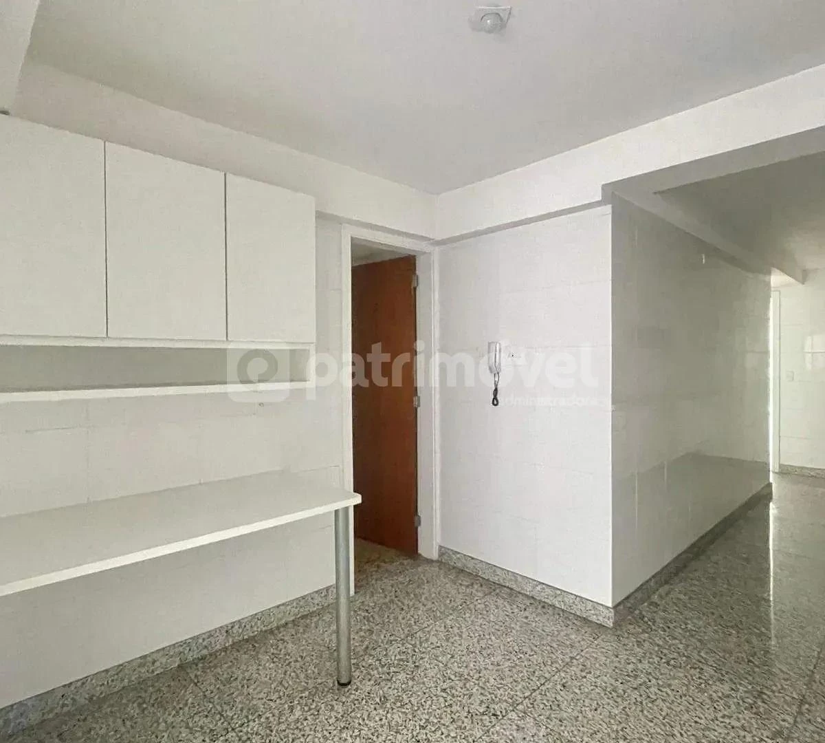 Apartamento para locação com 4 dormitórios e 5 banheiros — photo 24