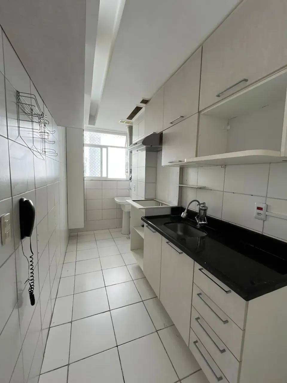 2-bedroom, 2-bath apartment with gas stove kitchen — photo 2
