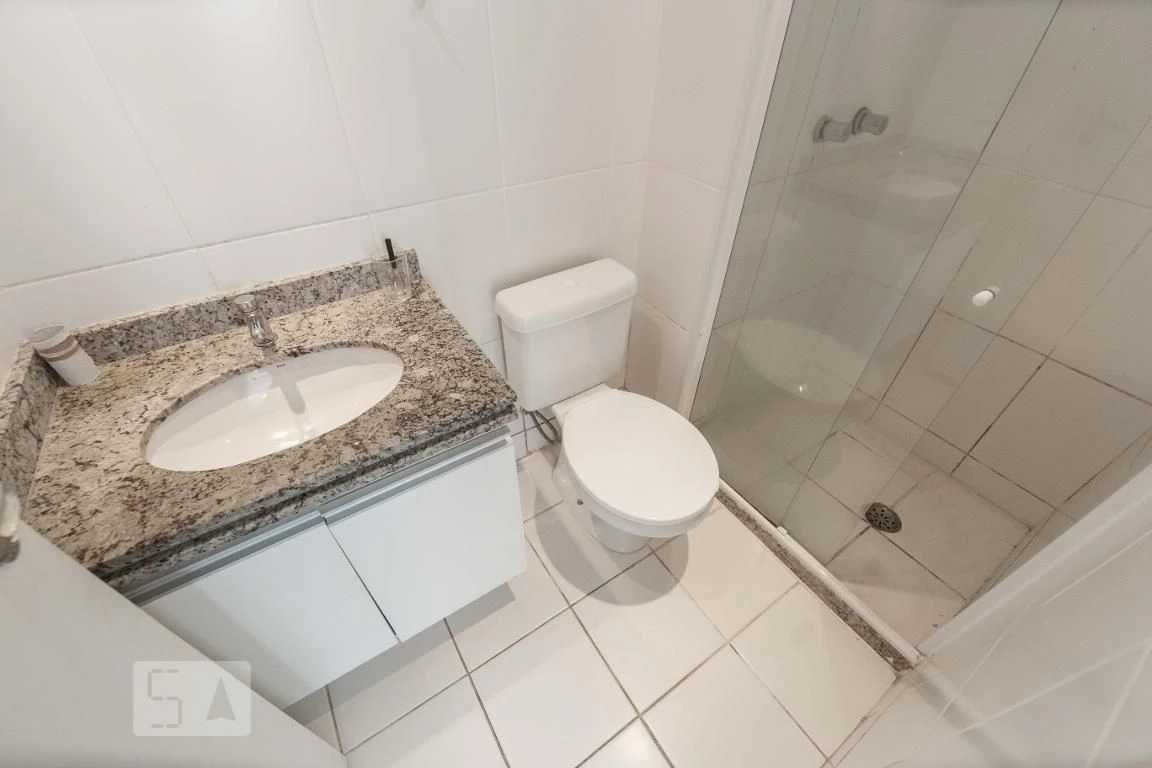 Furnished 3-bedroom apartment with private BBQ — photo 14
