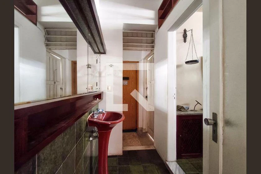 500 m² rental house with 4 bedrooms and 2 bathrooms — photo 5