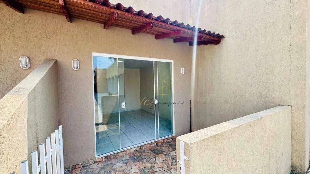 25 m² studio with a glass shower and electric showerhead — photo 3