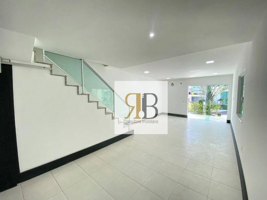 House with 4 bedrooms and open-plan gas kitchen — photo 5