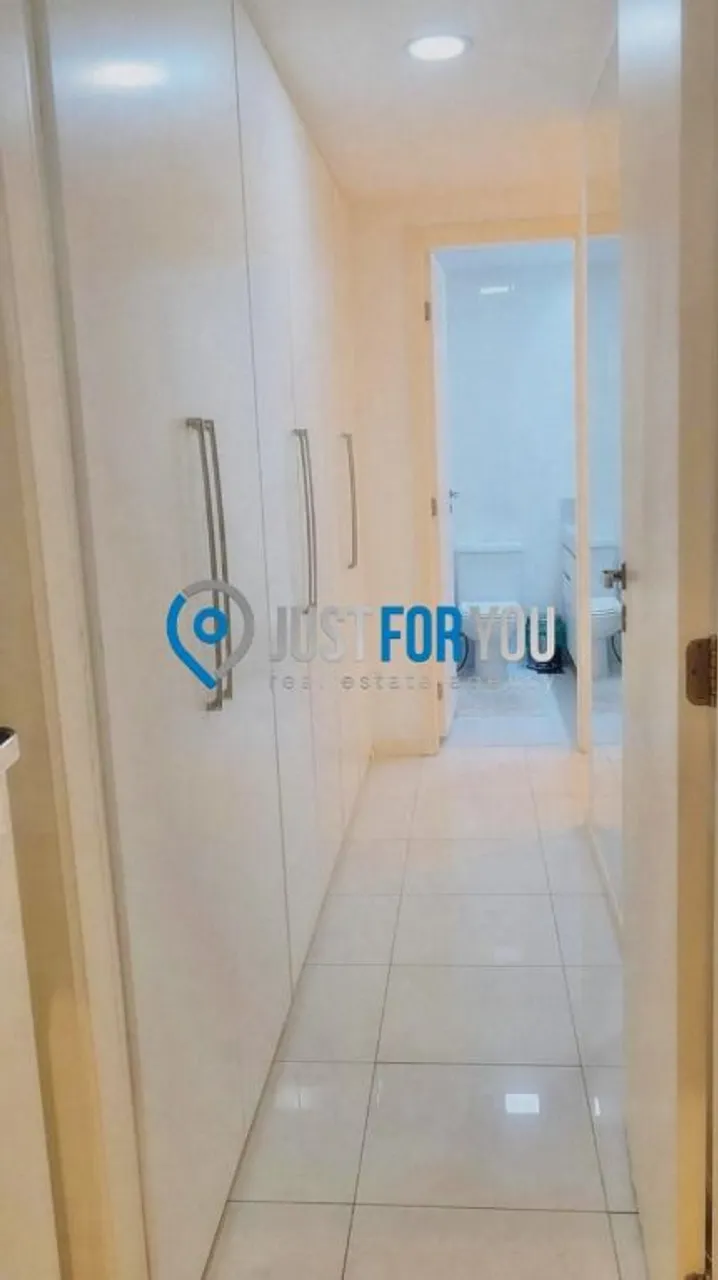 Furnished apartment with 2 bedrooms and 3 bathrooms — photo 15
