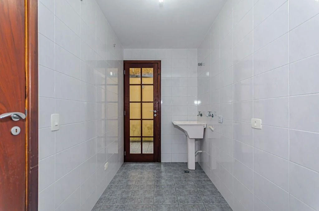 3 quartos e banheira: casa de 189 m² — photo 10