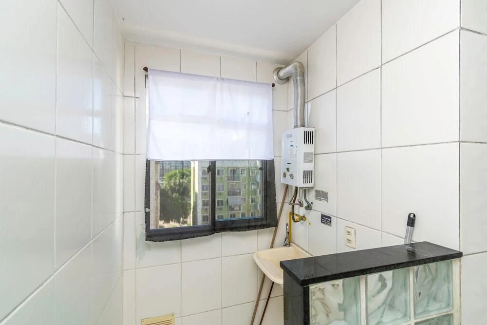 Apartamento de 2 quartos em condomínio com piscina — photo 14