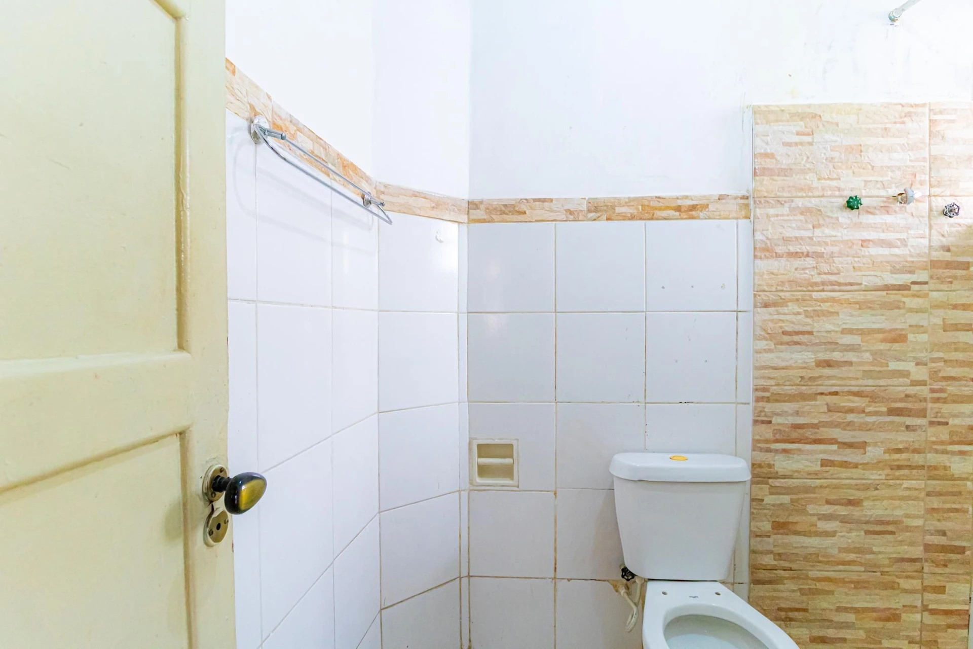 Rental apartment with 2 bedrooms and 1 bathroom — photo 25