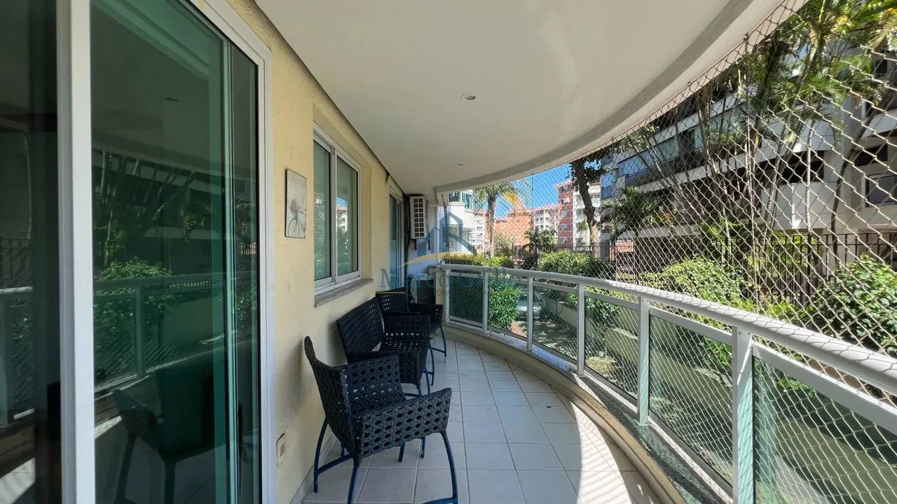 2-bedroom apartment with 94 m², balcony and separate kitchen — photo 4