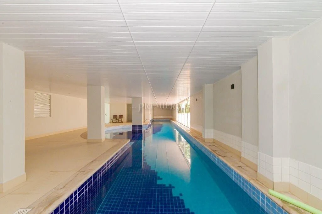 3-bedroom apartment, 1 with its own bathroom, 192 m² — photo 45