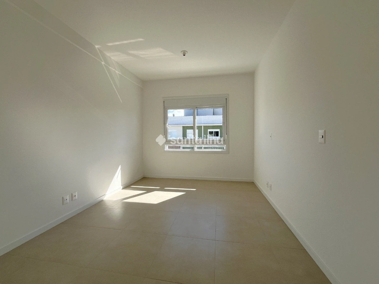 Вид на воду та 3 спальні: квартира 192 м² — photo 15