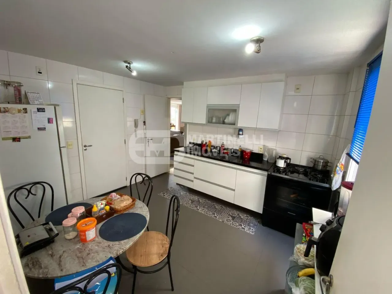 Furnished 2-bedroom apartment with 4 bathrooms — photo 6