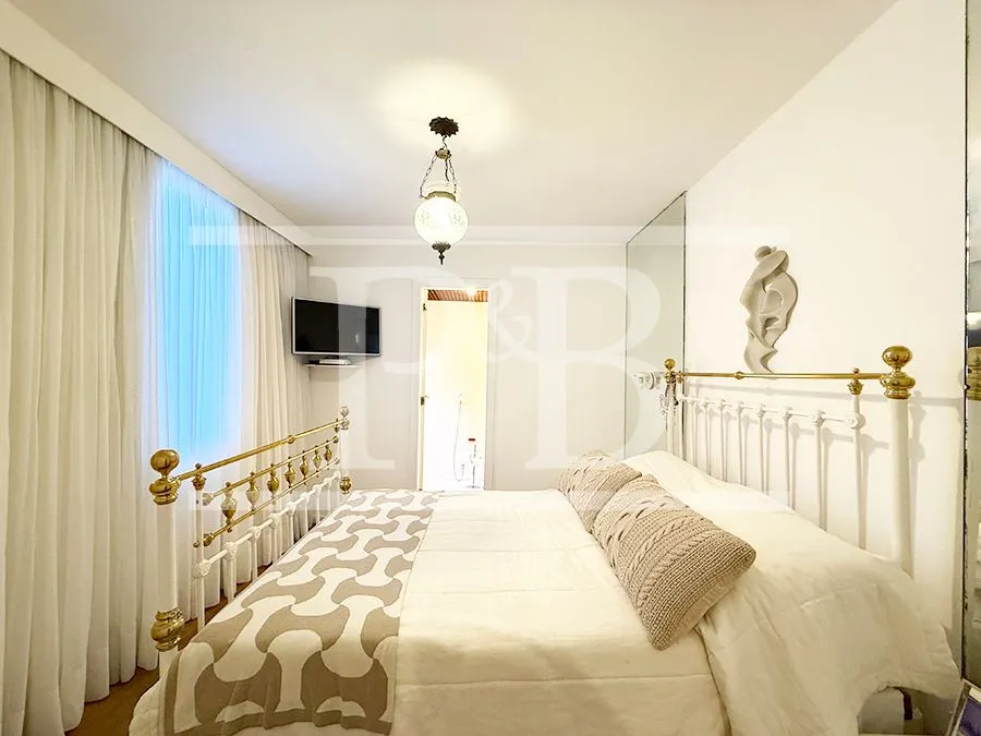 Furnished apartment with 3 bedrooms and 3 bathrooms — photo 22
