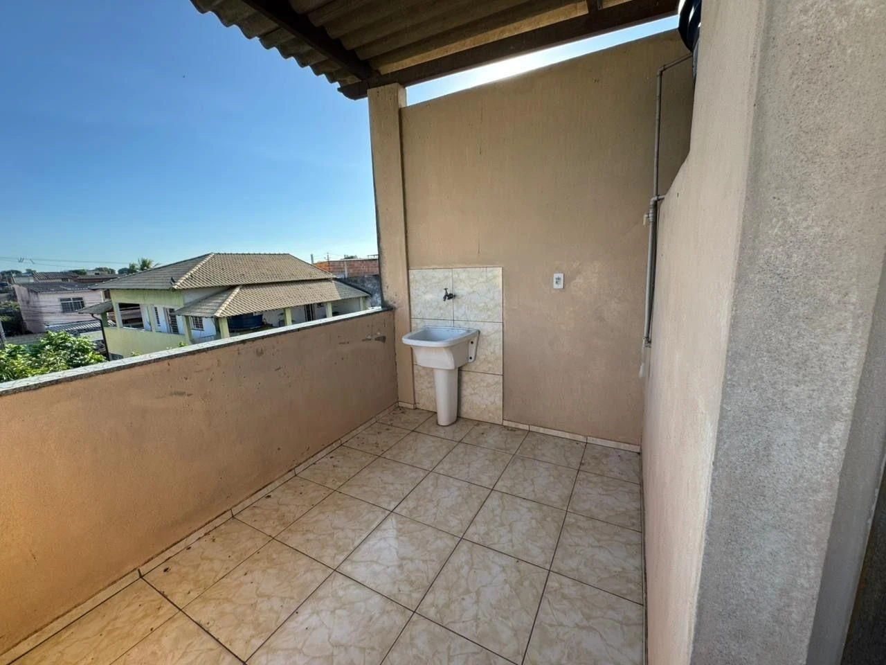Casa mobiliada com 1 quarto, varanda e 2 vagas — photo 3