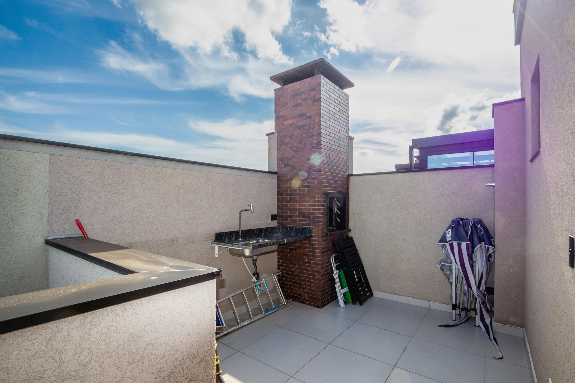 125 m² house with a dishwasher and a walk-in closet — photo 36