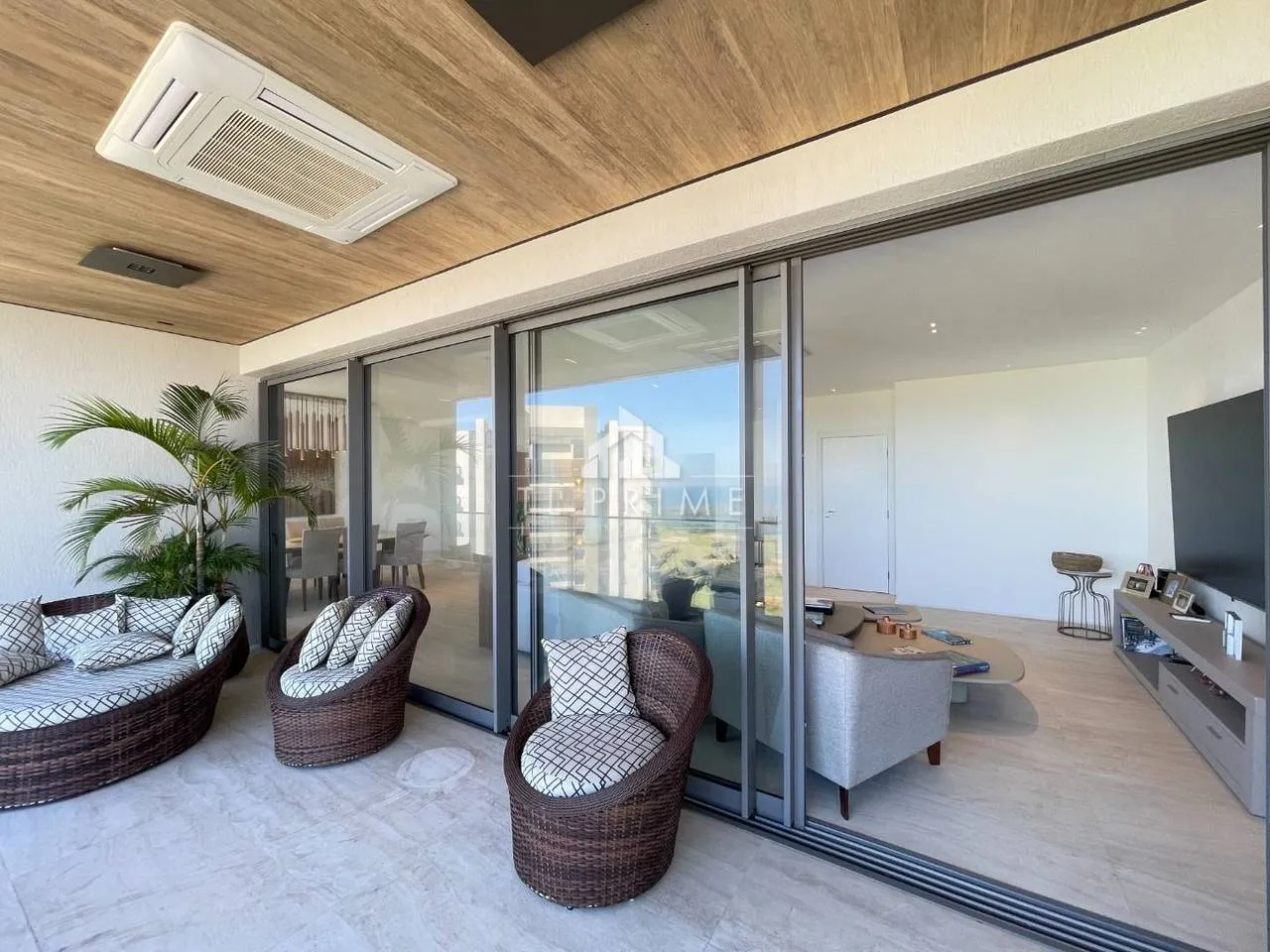 Rental apartment with balcony and 3 bedrooms — photo 13
