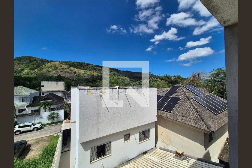 Rentable house with 4 en-suite bedrooms and 320 m² — photo 45