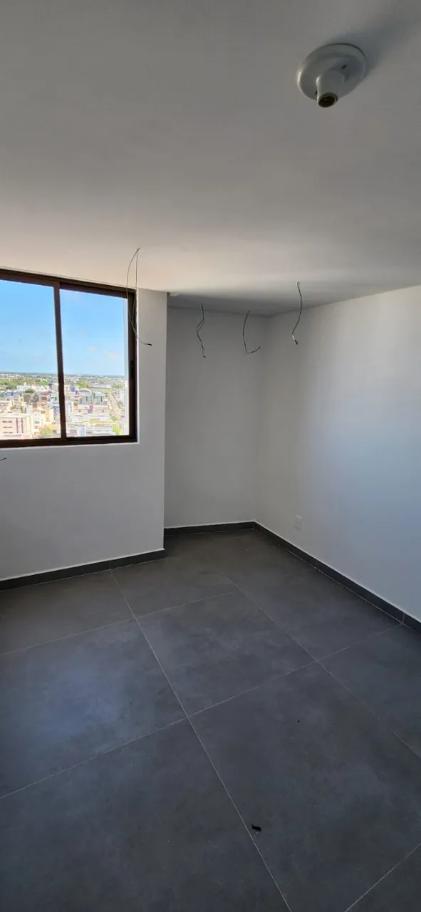 3-bedroom apartment in a building with a gym — photo 7