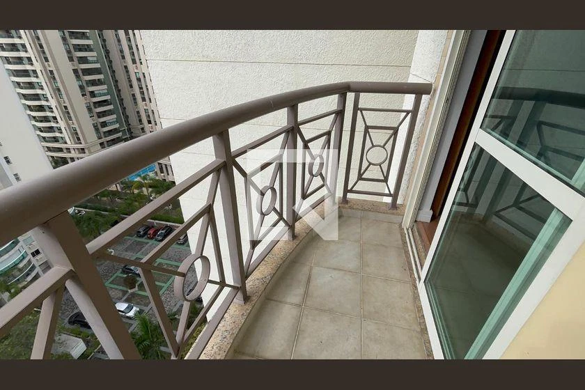 Apartamento mobiliado de 35 m² com 1 quarto e varanda — photo 18