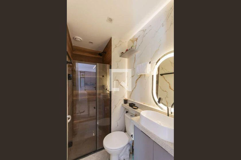 Apartamento mobiliado de 1 quarto com 30 m² e banheiro — photo 16