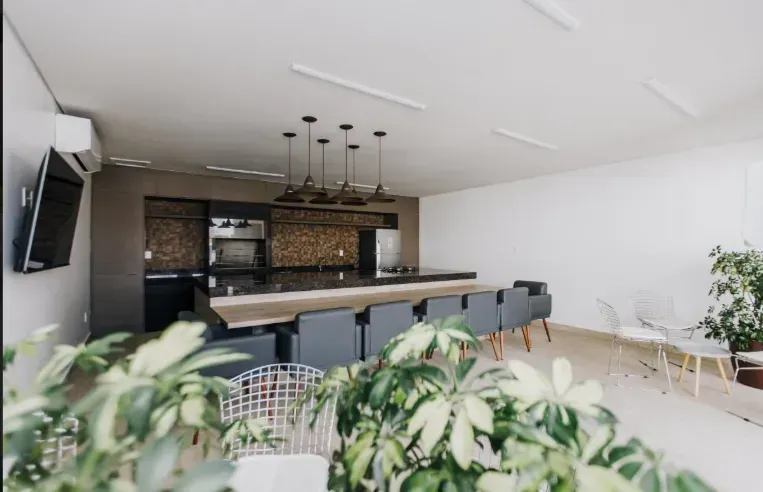Furnished 2-bedroom apartment with 1 bathroom — photo 17