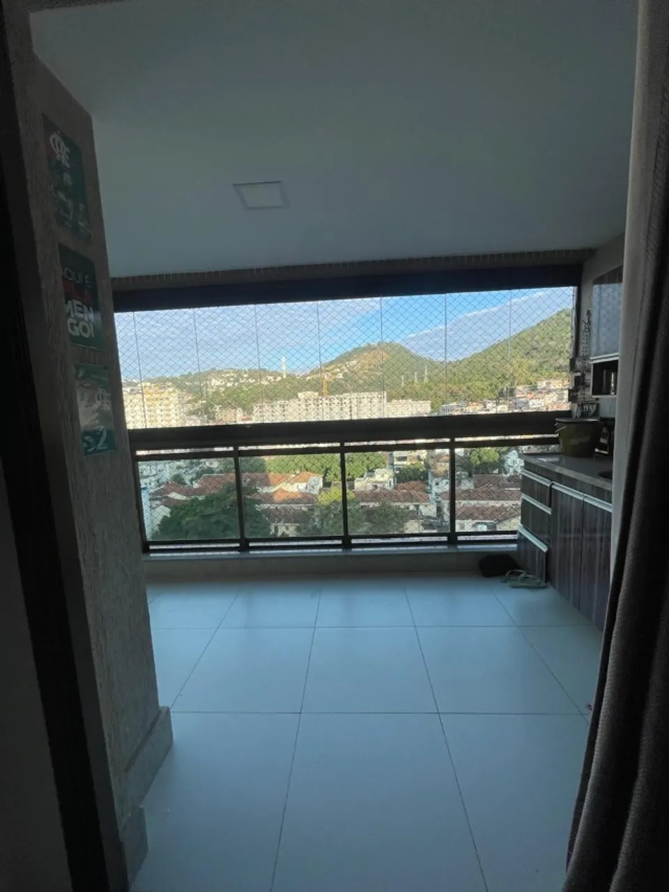 Балкон с грилем и 2 спальни: квартира 65 м² — photo 6
