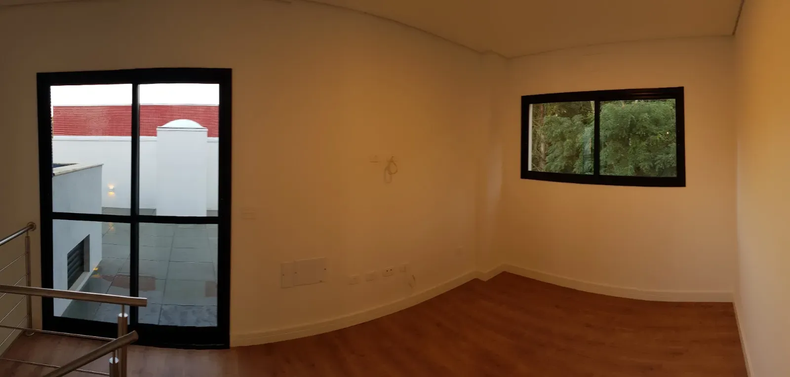 Unfurnished 260 m² house with 3 bedrooms and 2 parking — photo 15