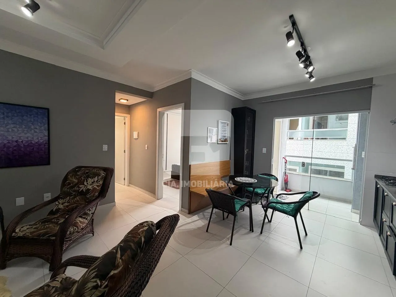 2-bedroom apartment 90 m² with 1 parking space