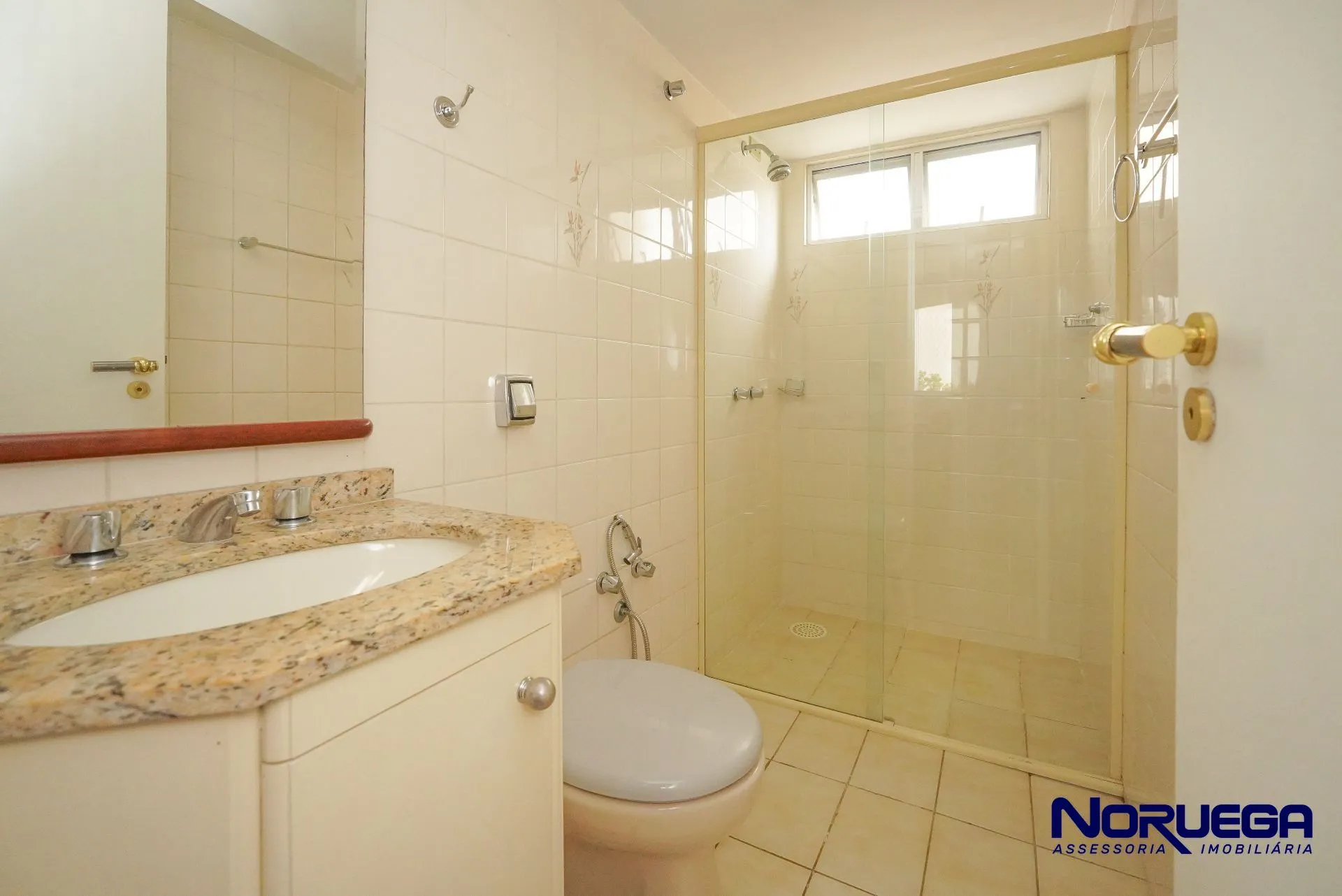 Apartamento com piso de madeira ou laminado, Cristo Rei — photo 7