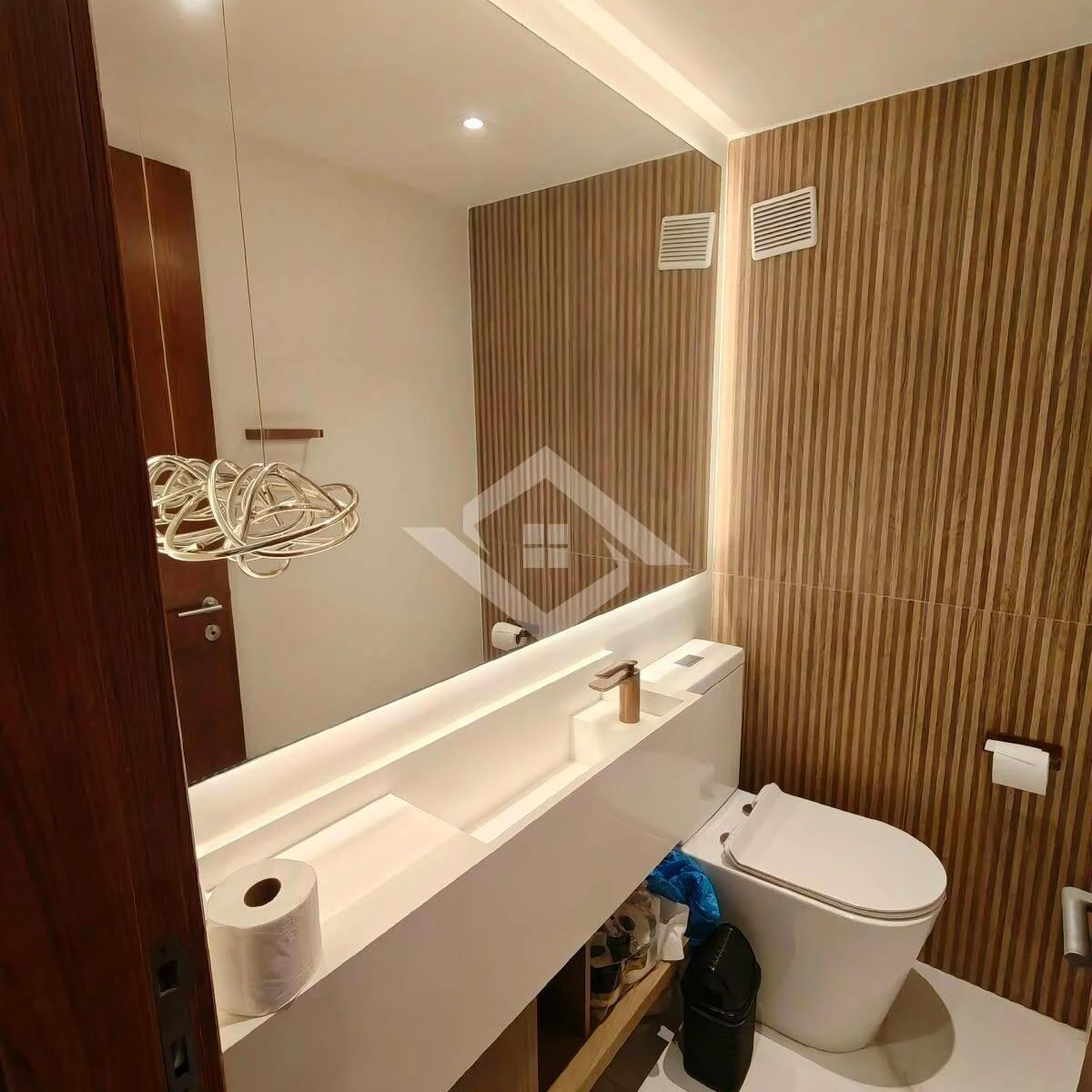 4-bedroom apartment with glassed-in balcony — photo 10