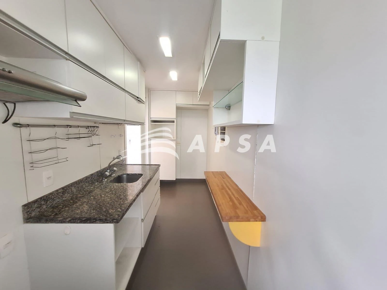 3-bedroom apartment with a private BBQ — photo 20