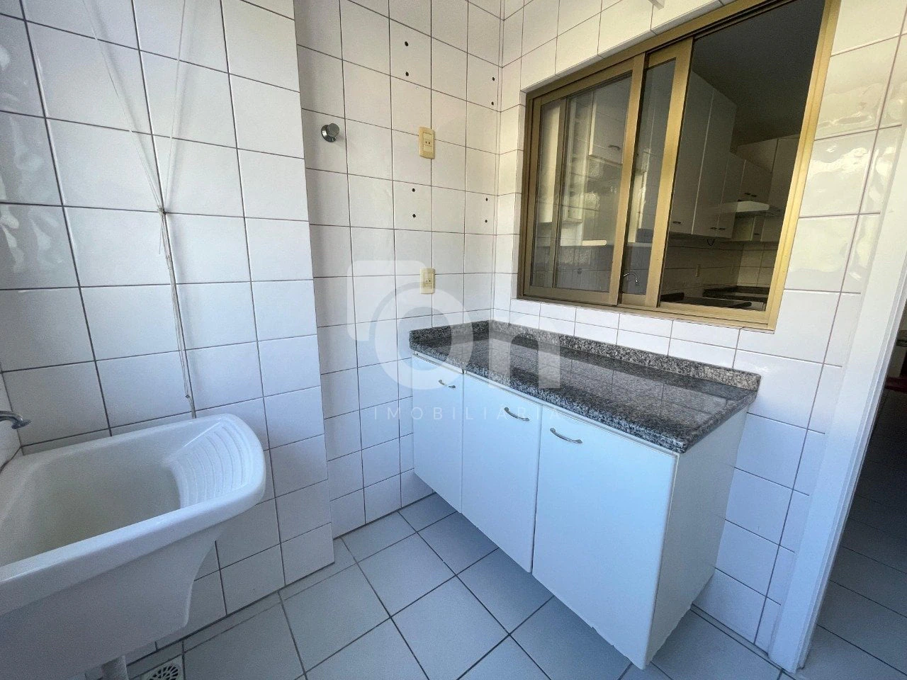 2-bedroom apartment with a home office in Florianópolis — photo 24