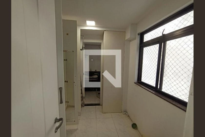 Rental apartment with 3 bedrooms and 160 m² — photo 16