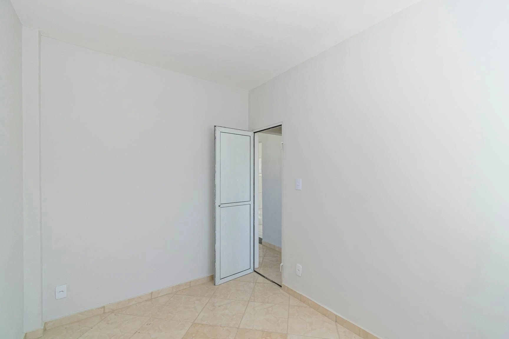 2-bedroom apartment, 43 m² — photo 25