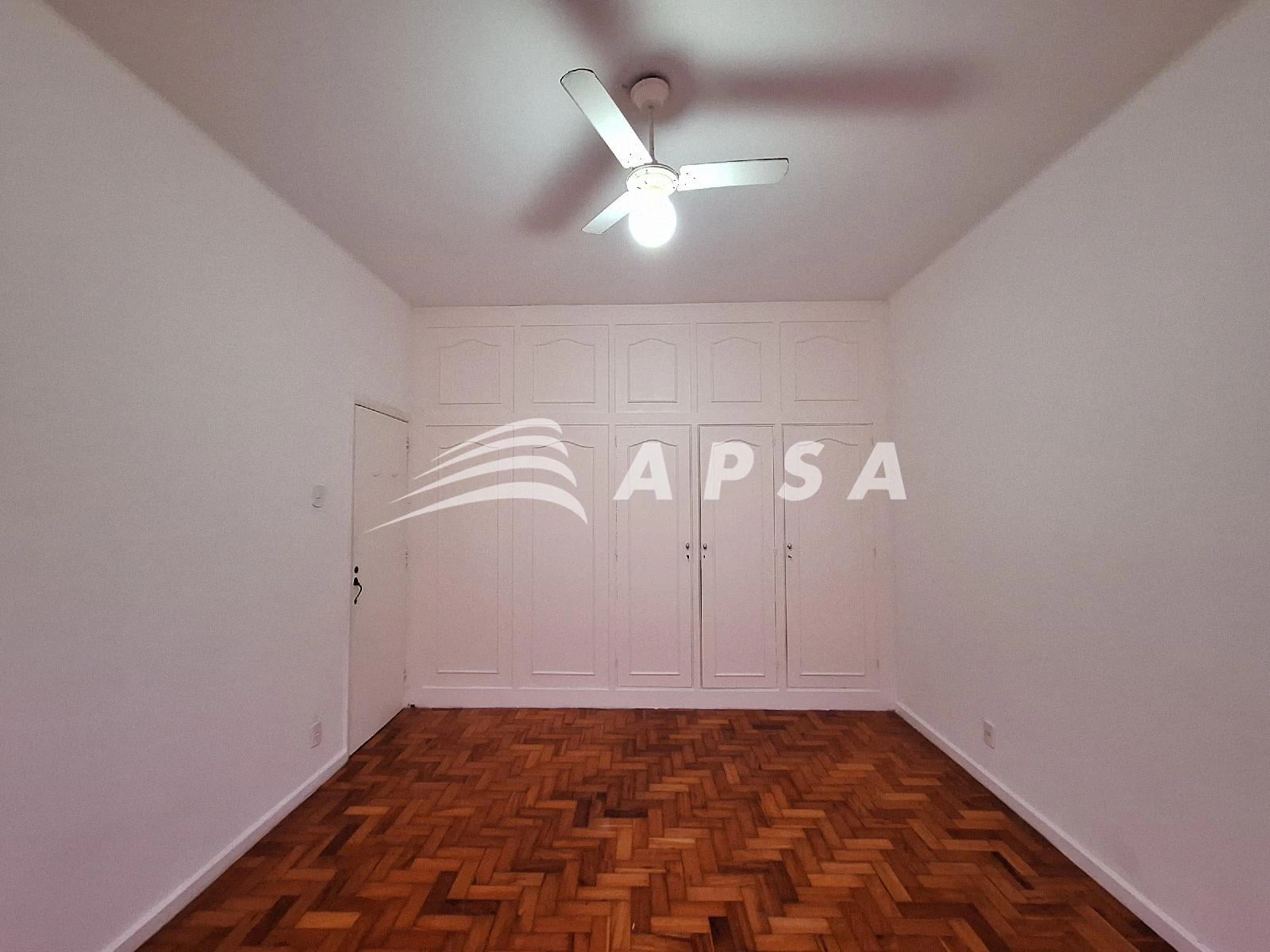 Apartamento de 115 m² com 3 quartos e cozinha fechada — photo 5