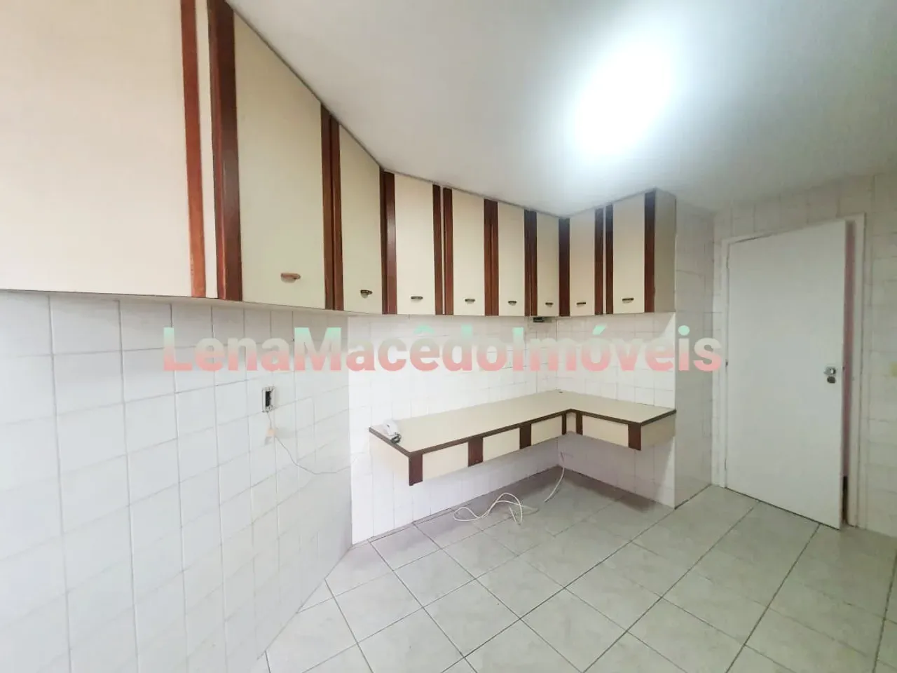 4-bedroom apartment with balcony and 1 parking space — photo 37