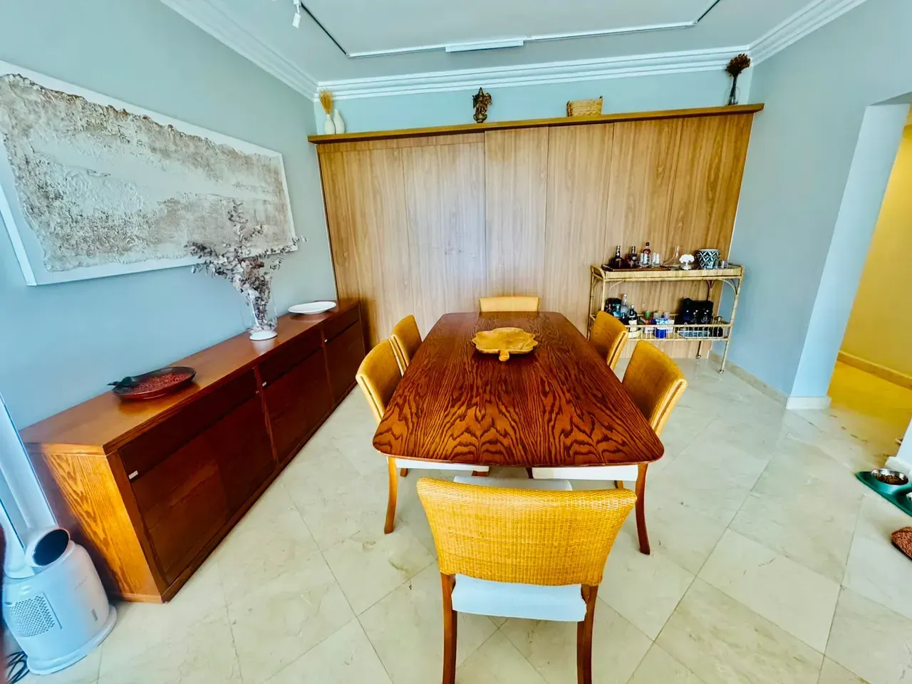 Furnished 3-bedroom apartment with 3 bathrooms — photo 2