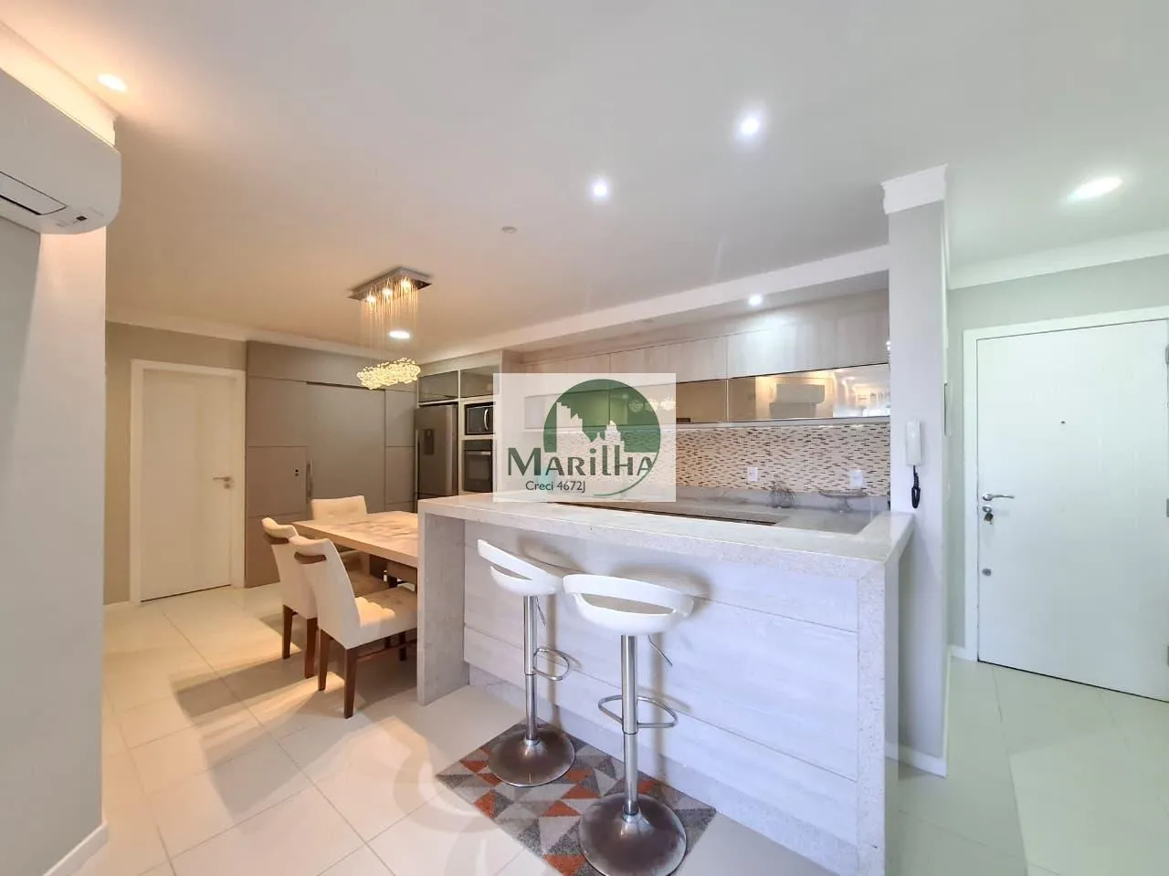 Furnished 84 m² apartment with 2 en-suite bedrooms — photo 3