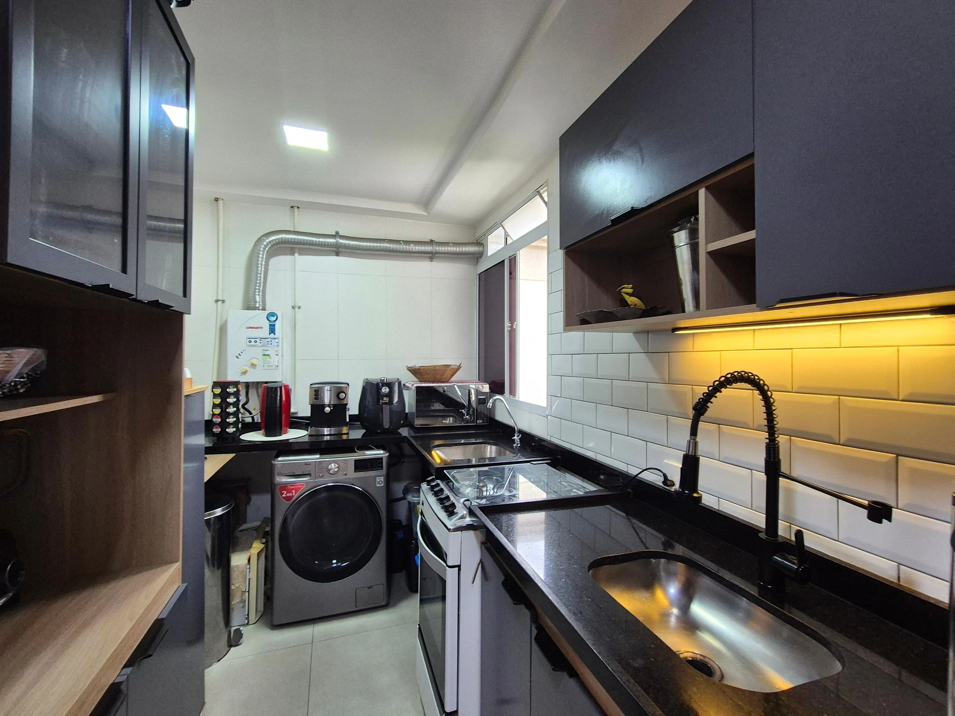 Apartamento mobiliado de 2 quartos com 1 banheiro — photo 4