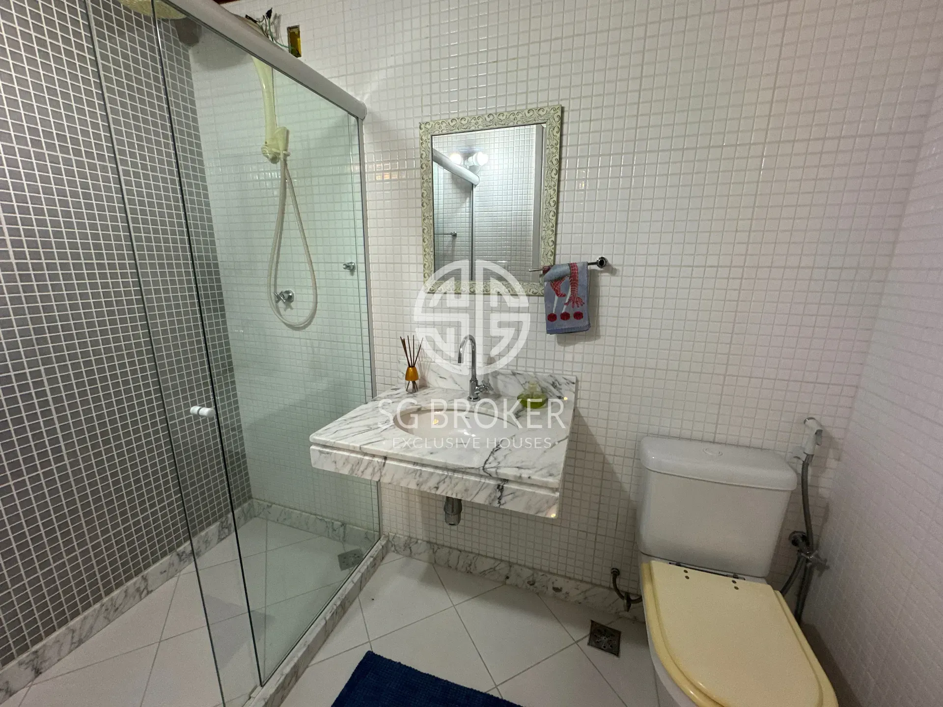 Casa para locação com 5 quartos e churrasqueira na varanda — photo 63