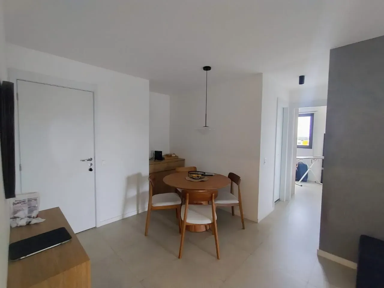 Furnished apartment with glassed-in balcony and 2 bedrooms — photo 12