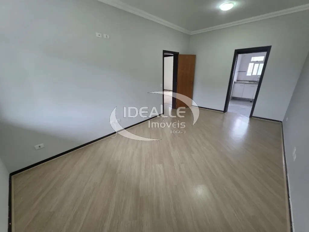 2-bedroom apartment with wood or laminate floors