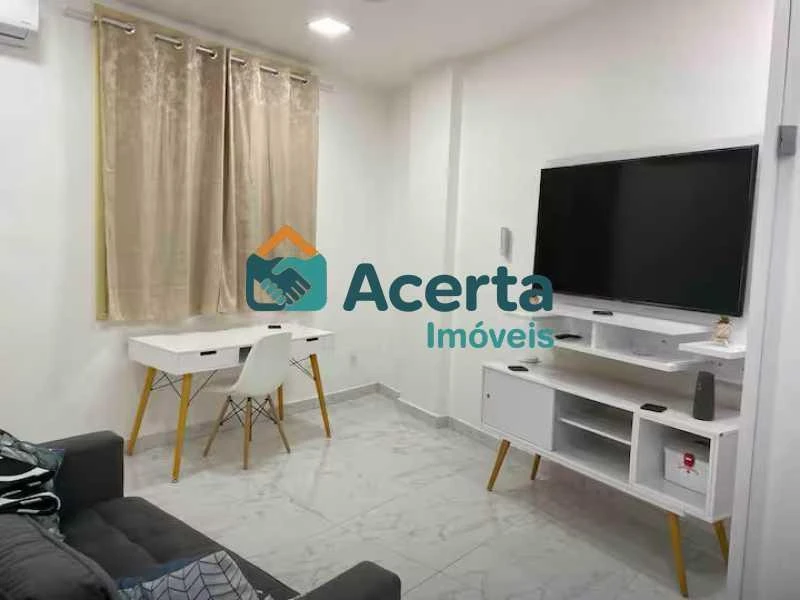 Furnished studio with a ready home office