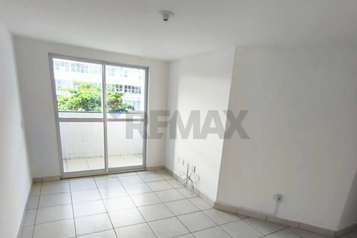 Apartamento de 3 quartos em condomínio com piscina — photo 2